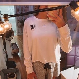 Cropped Hollister Tee